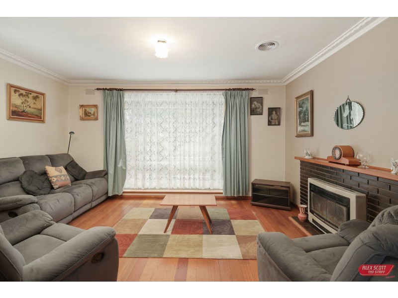 8 DICKSON STREET, Wonthaggi VIC 3995