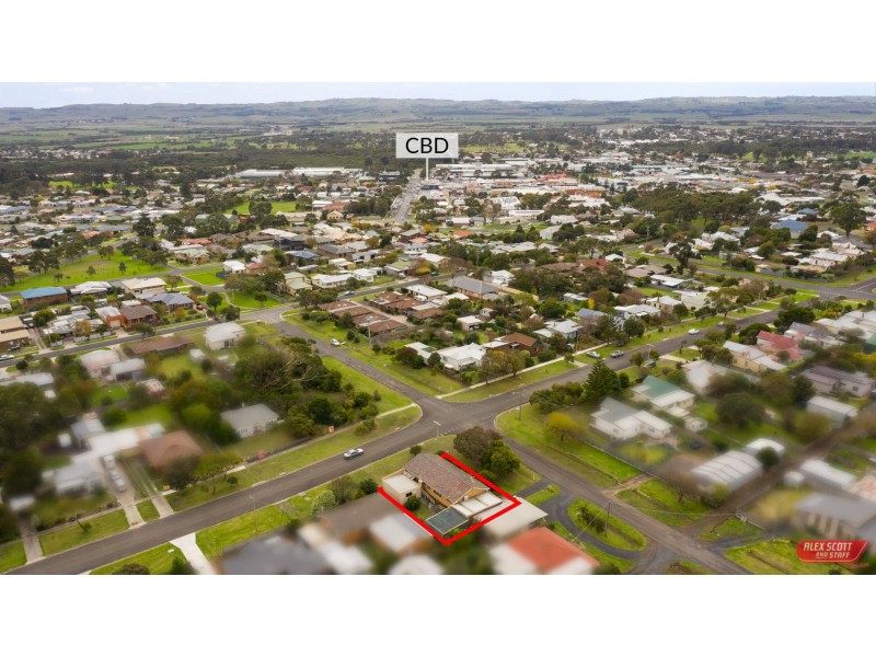 8 DICKSON STREET, Wonthaggi VIC 3995