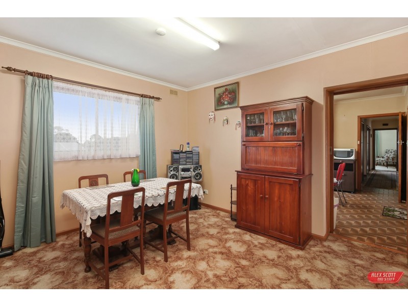 8 DICKSON STREET, Wonthaggi VIC 3995