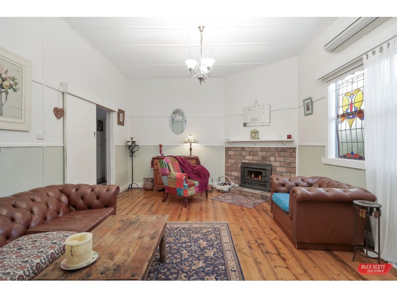 12 LONGSTAFF STREET, Wonthaggi VIC 3995