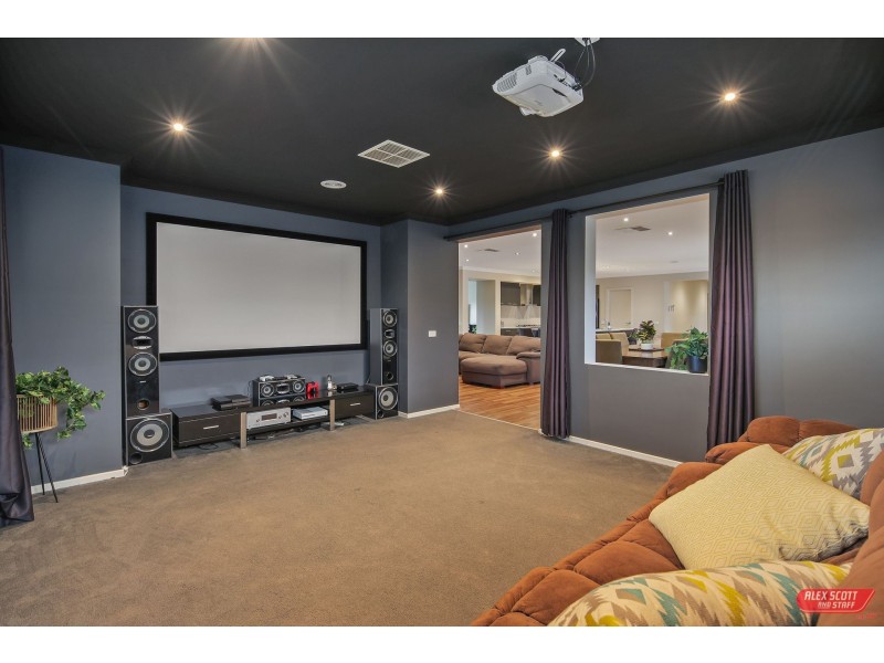 9 CANARY WAY, Wonthaggi VIC 3995