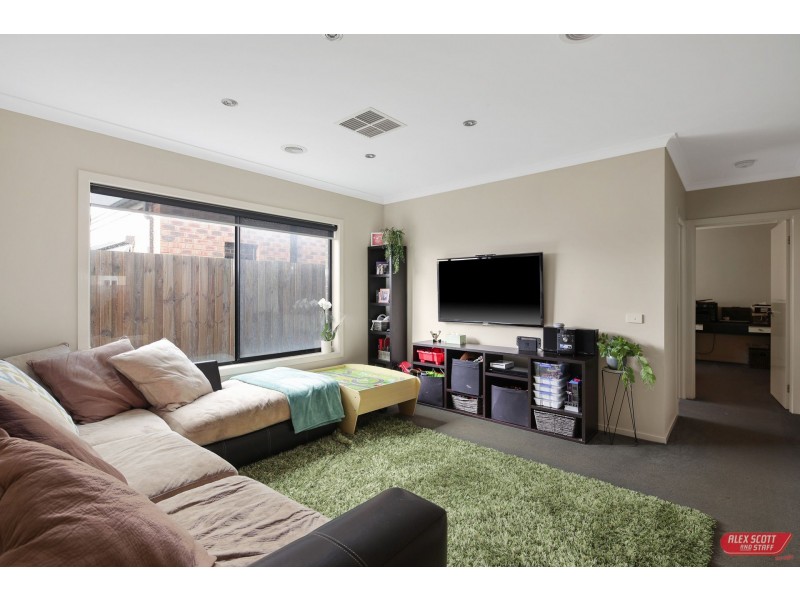 9 CANARY WAY, Wonthaggi VIC 3995
