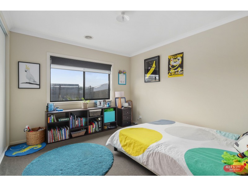 9 CANARY WAY, Wonthaggi VIC 3995