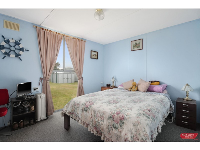 98 ANGLERS ROAD, Cape Paterson VIC 3995