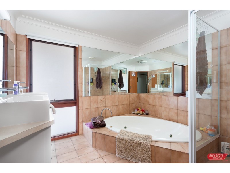 4-5 RODNEY COURT, Wonthaggi VIC 3995