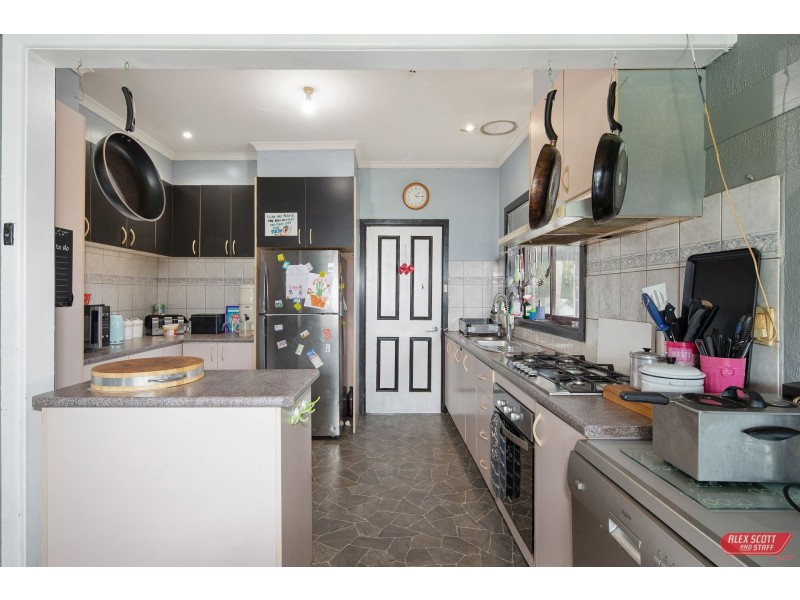 15 CALEDONIAN CRESCENT, Wonthaggi VIC 3995