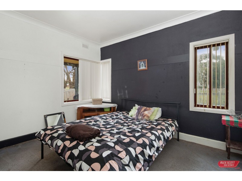 15 CALEDONIAN CRESCENT, Wonthaggi VIC 3995
