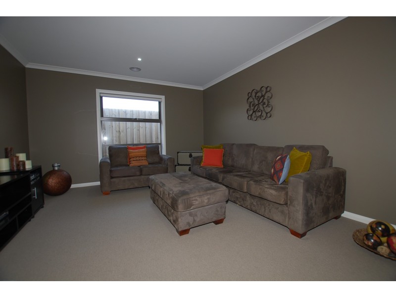 16 CUTTLERS CIRCUIT, Wonthaggi VIC 3995