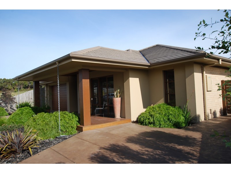 16 CUTTLERS CIRCUIT, Wonthaggi VIC 3995