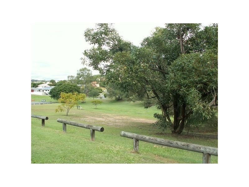 29 Tugulawa Street, Balmoral QLD 4171