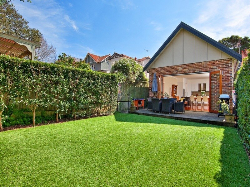 8 Cabramatta Road, Mosman NSW 2088