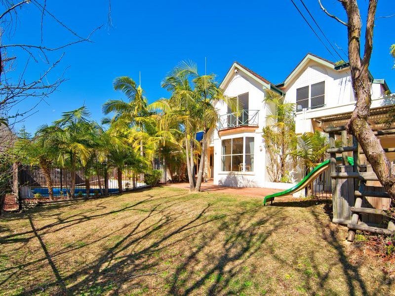 18 Wanganella Road, St Ives NSW 2075