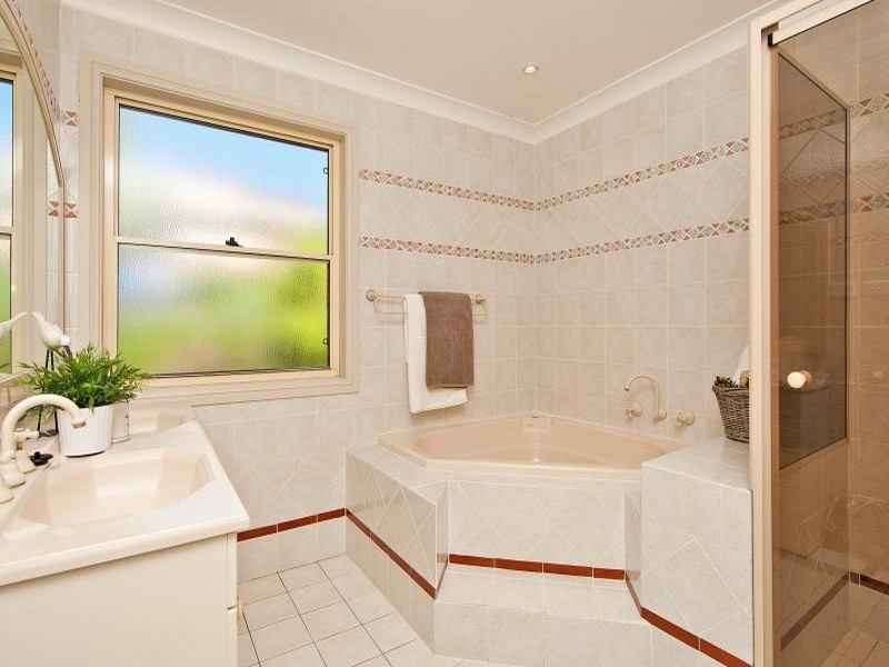 18 Wanganella Road, St Ives NSW 2075