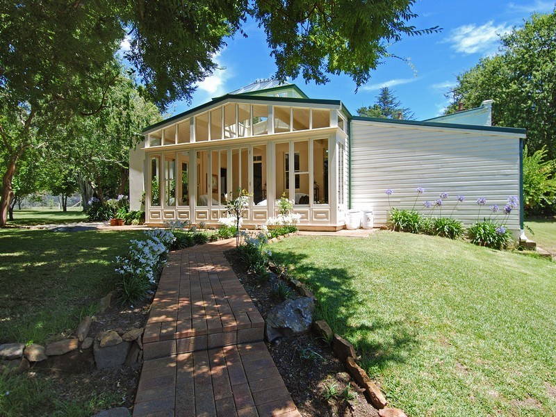 43 Railway Street, Balmoral Village NSW 2571