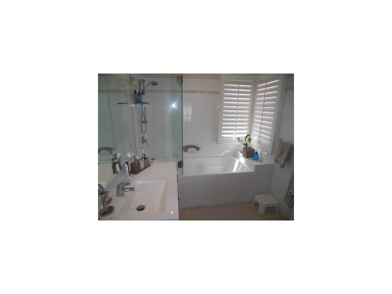 43 Raeburn Avenue, Castlecrag NSW 2068