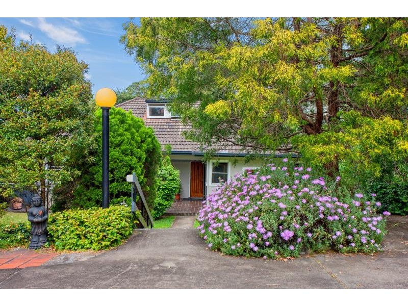 52B Kingslangley Road, Greenwich NSW 2065