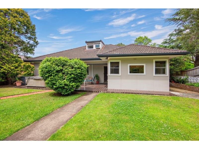 52B Kingslangley Road, Greenwich NSW 2065