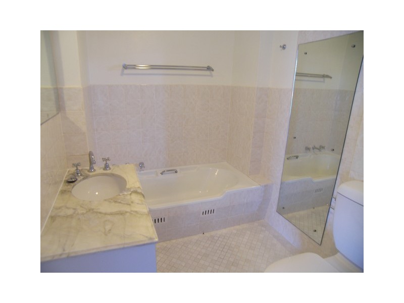 16/100 Ben Boyd Road, Neutral Bay NSW 2089