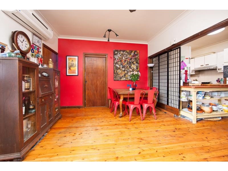 6 Kent Avenue, Roselands NSW 2196