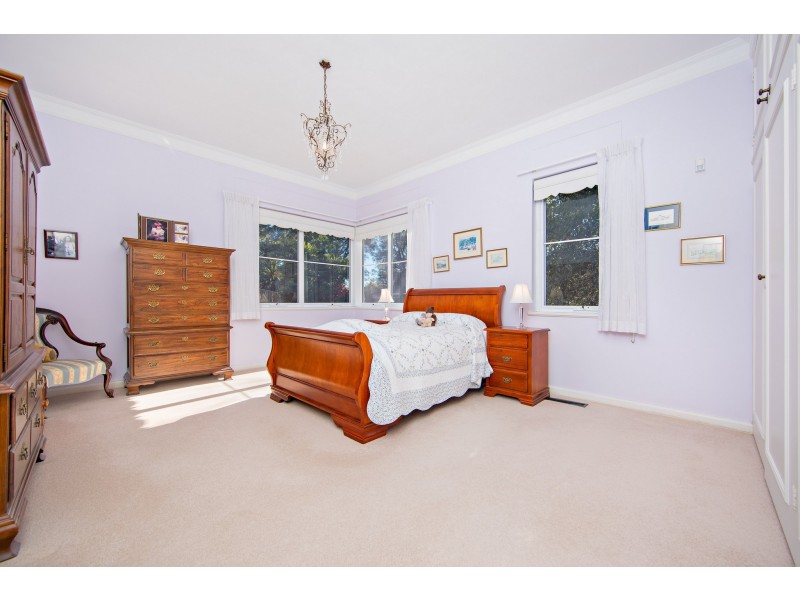 8 Kintore Street, Wahroonga NSW 2076