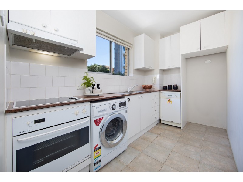 12/98 Ben Boyd Road, Neutral Bay NSW 2089