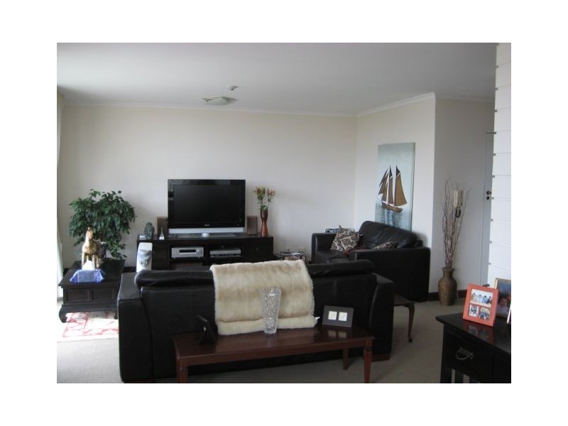 8/2-4 Highview Avenue, Neutral Bay NSW 2089