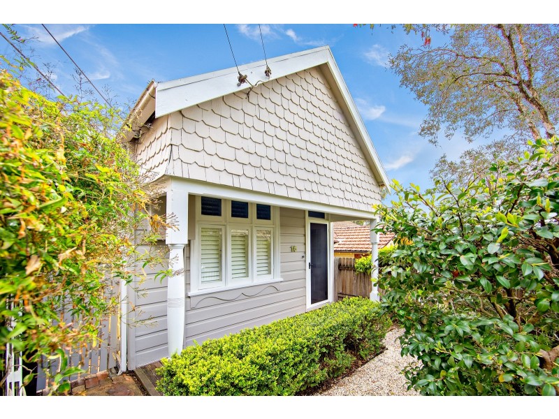 16 Armstrong Street, Cammeray NSW 2062