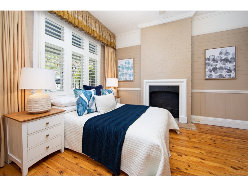 16 Armstrong Street, Cammeray NSW 2062