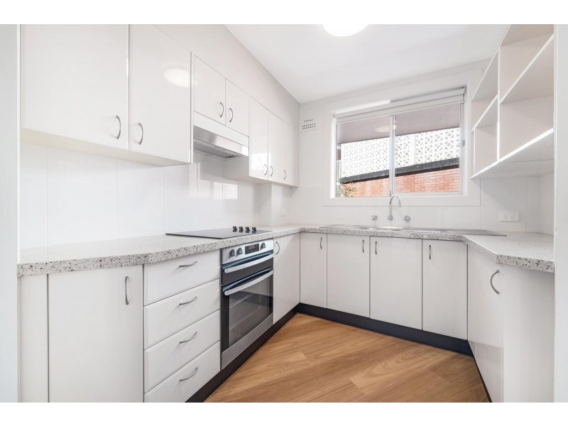 10/16 Campbell Parade, Manly Vale NSW 2093