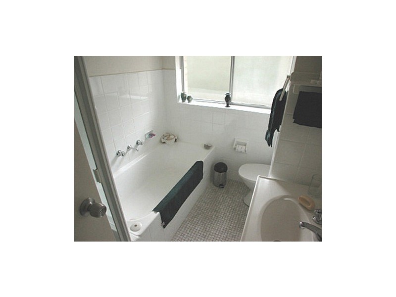 2/28 Eaton Street, Neutral Bay NSW 2089