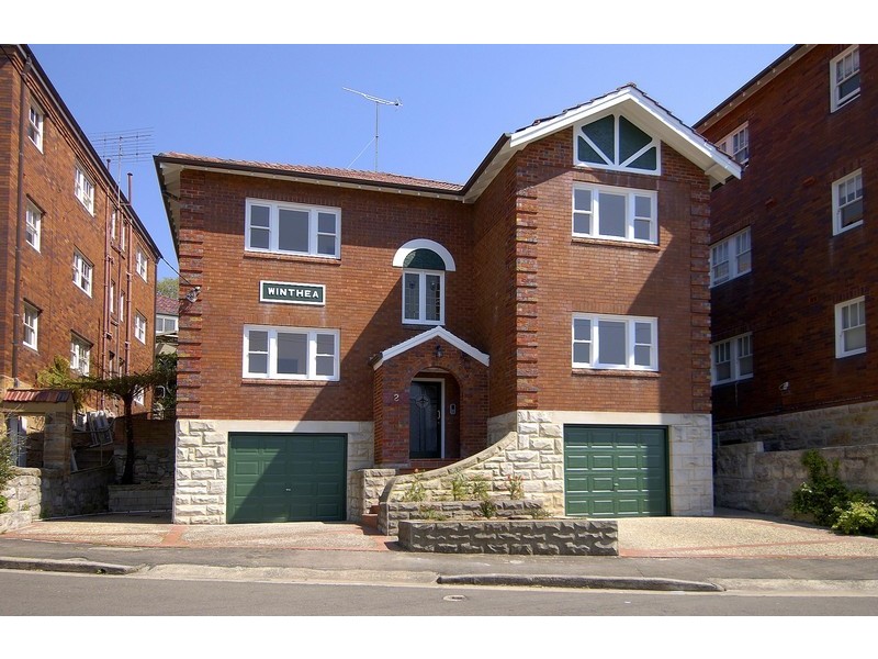 1/2 Hollowforth Ave, Neutral Bay NSW 2089