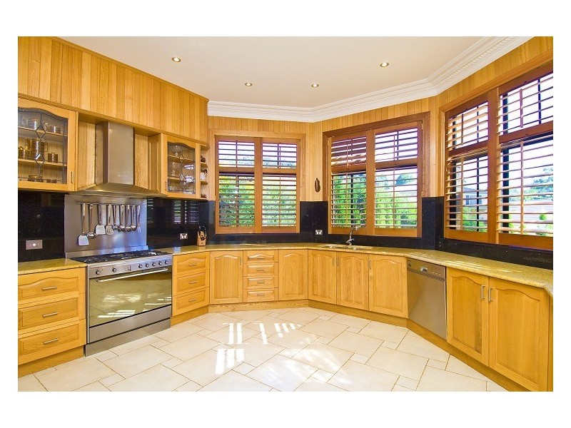 11 Tisane Ave, Frenchs Forest NSW 2086