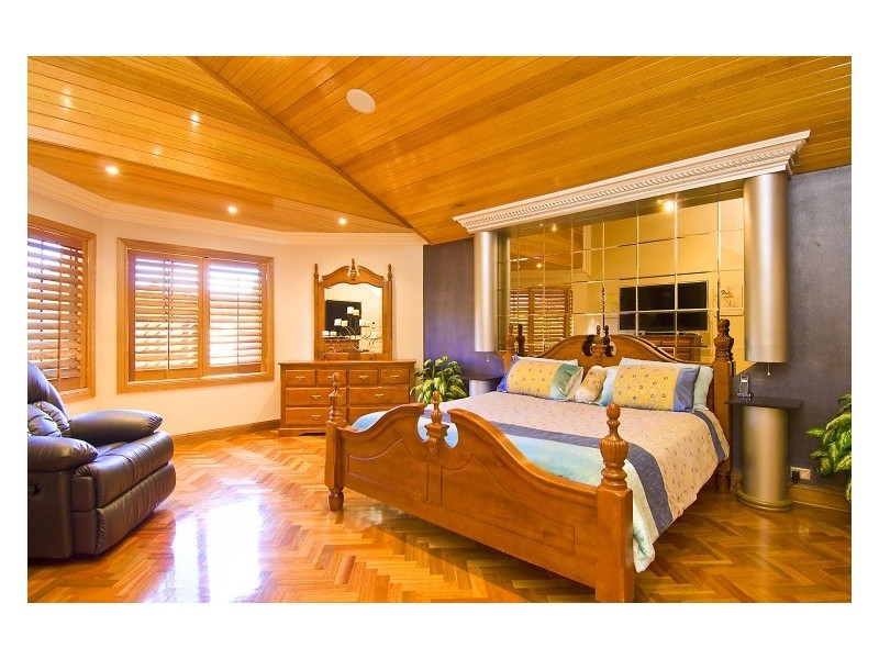 11 Tisane Ave, Frenchs Forest NSW 2086