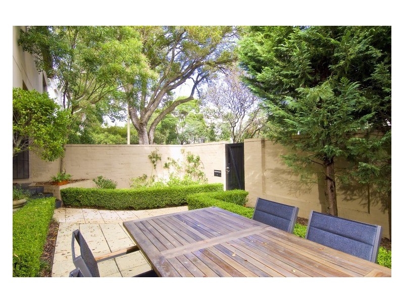 2/19 Watson Street, Neutral Bay NSW 2089