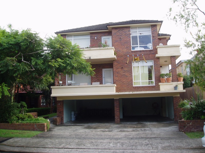 2/10 Esther Rd, Mosman NSW 2088