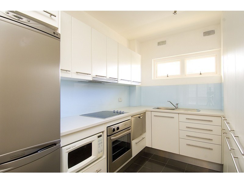 13/154 Ben Boyd Rd, Neutral Bay NSW 2089