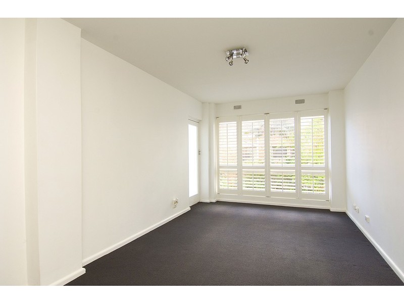 13/154 Ben Boyd Rd, Neutral Bay NSW 2089