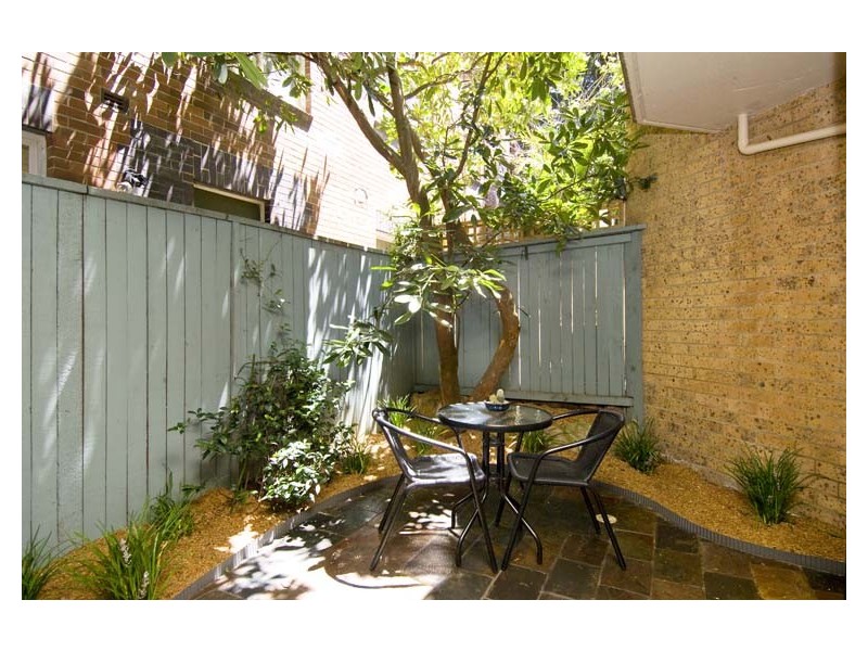 8/61 Yeo St, Neutral Bay NSW 2089