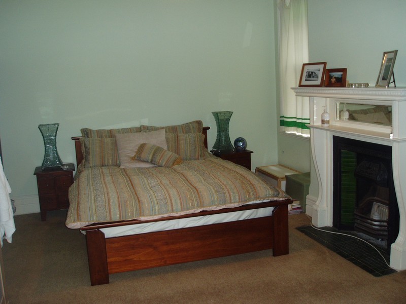 2/18 Lower Wycombe Rd, Neutral Bay NSW 2089