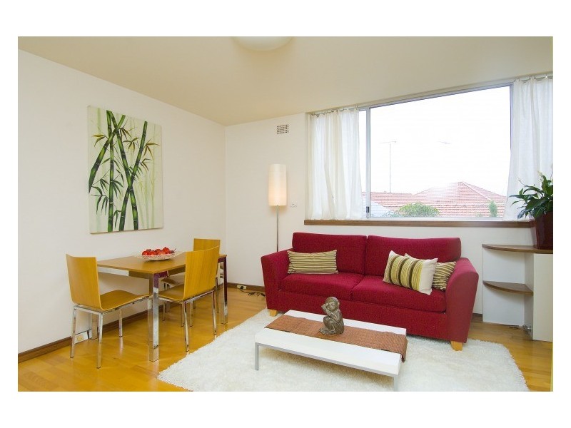 5/27B Elamang Ave, Kirribilli NSW 2061