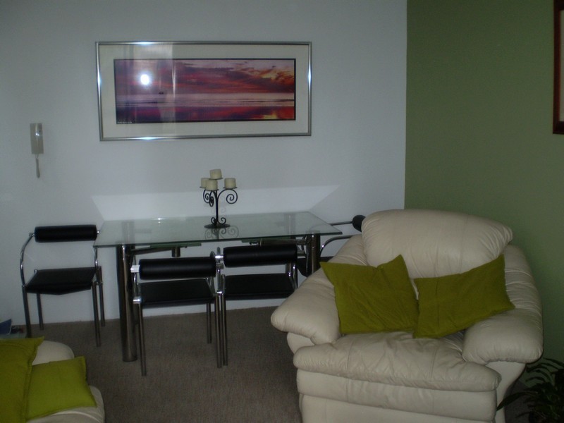 8/5 Robert St, Artarmon NSW 2064