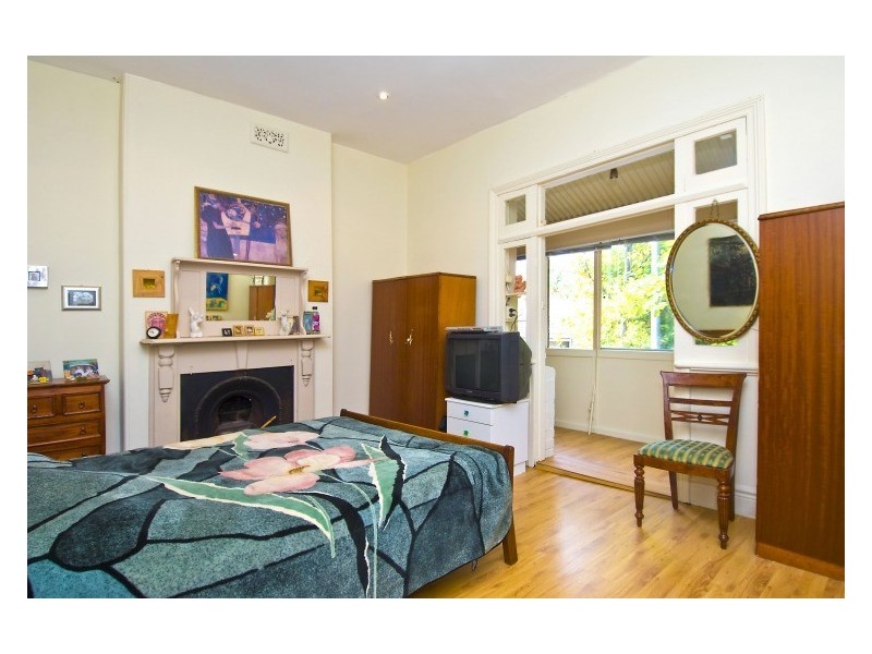 30 Willoughby St, Kirribilli NSW 2061