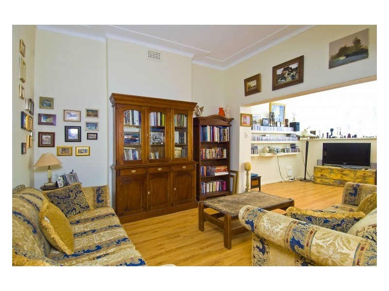 30 Willoughby St, Kirribilli NSW 2061