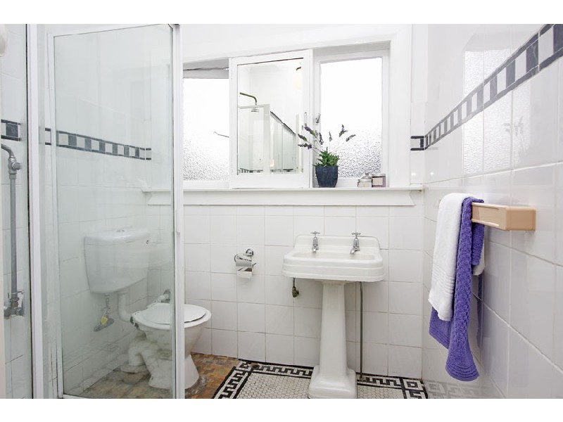 556 Miller Street (on Vale St), Cammeray NSW 2062