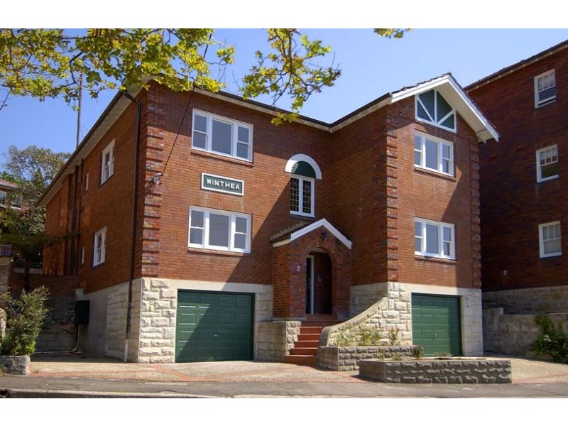 2 Hollowforth Avenue, Neutral Bay NSW 2089