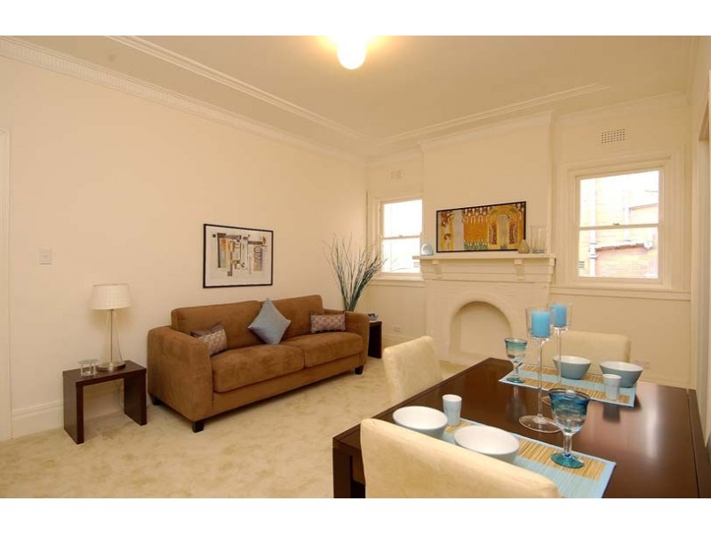 2 Hollowforth Avenue, Neutral Bay NSW 2089