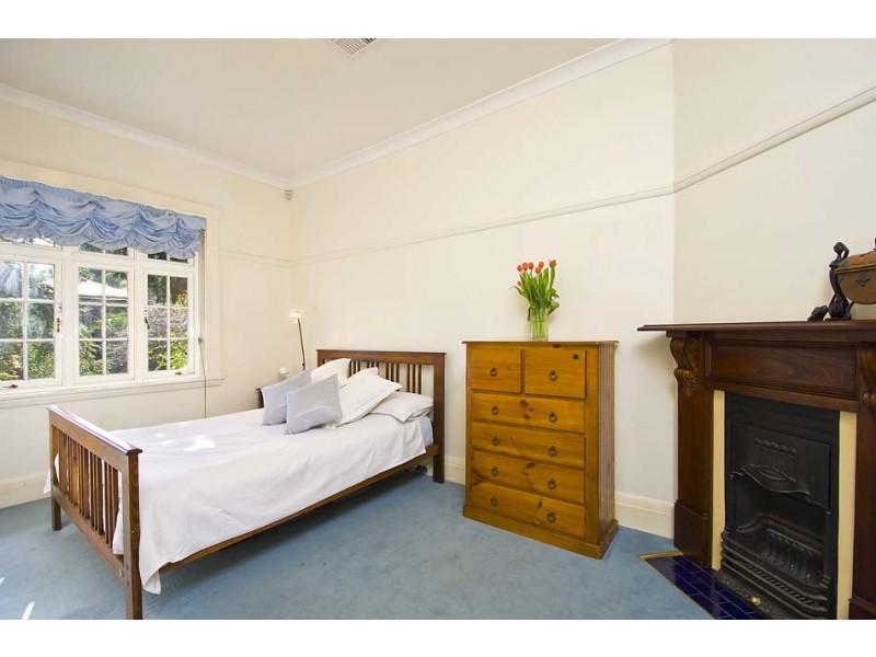 4 Pockley Avenue, Roseville NSW 2069