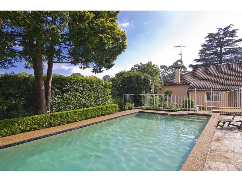 4 Pockley Avenue, Roseville NSW 2069