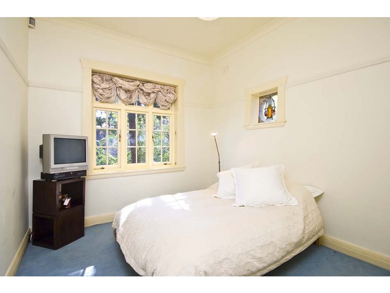 4 Pockley Avenue, Roseville NSW 2069