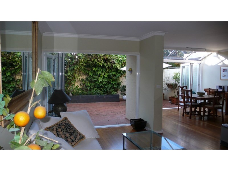 22B Waters Rd, Neutral Bay NSW 2089